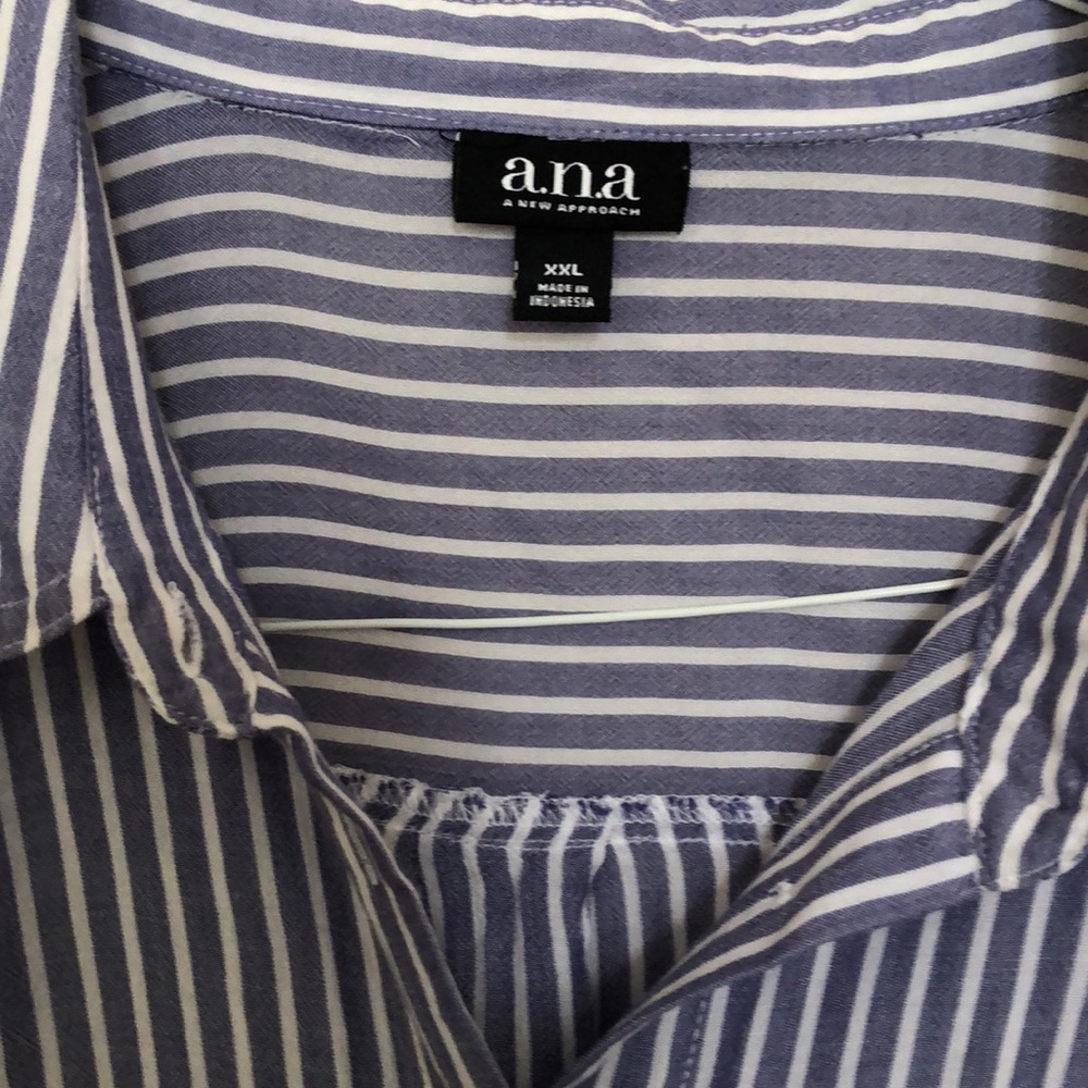 a.n.a.Blue/White Stripe Button Down Top- XXL - Picture 2 of 3